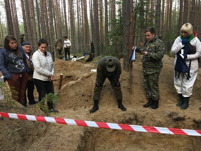 Следователь Захаров на раскопках