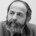 «Папа, водка подорожала. Теперь ты будешь меньше пить?» — «Нет, сынок, ты будешь меньше есть»