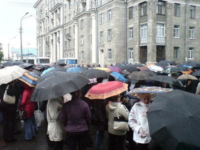 Предприниматели с "Академической" перекрыли проспект Просвещения