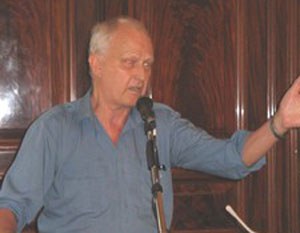 «Мы шагаем «в ногу» - в одиночестве…» 