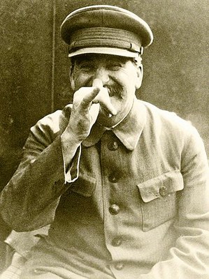 Юрий Вдовин. Так кто же хуже? (Заметки дилетанта на полях истории)