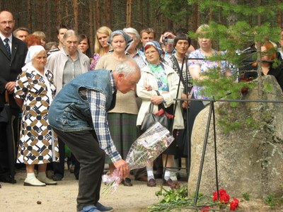 Международная церемония в Сандормохе