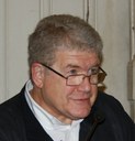 урнов_кира.jpg